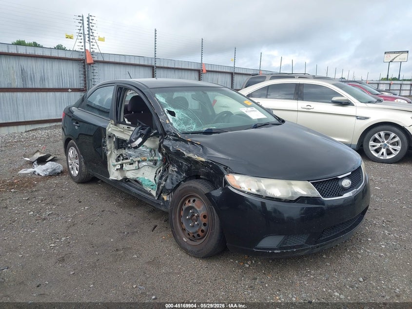 2010 Kia Forte VIN KNAFU4A2XA5829469 IAAI salvage auction — RIGHT SIDE, Salvage (Arkansas), sold $400 on 2026-07-08 (photo 1)