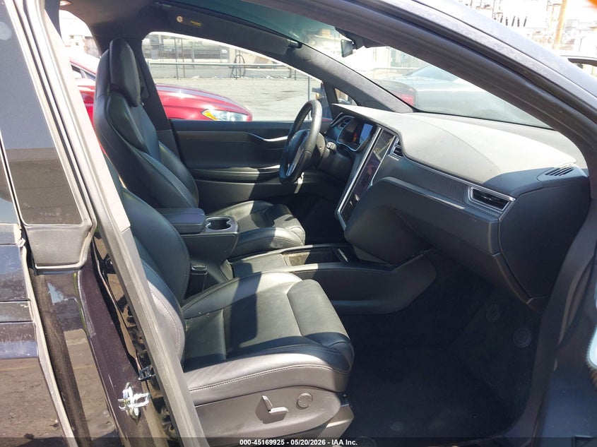 2017 Tesla Model x VIN 5YJXCBE24HF077298 IAAI salvage auction — LEFT FRONT, Salvage (California), sold $7,600 on 2026-07-16 (photo 5)
