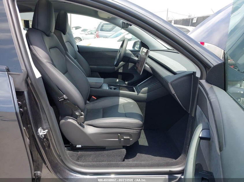 2026 Tesla Model y VIN 7SAYGDED8TF431020 IAAI salvage auction — FRONT END, Salvage (California), sold $20,450 on 2026-07-09 (photo 5)