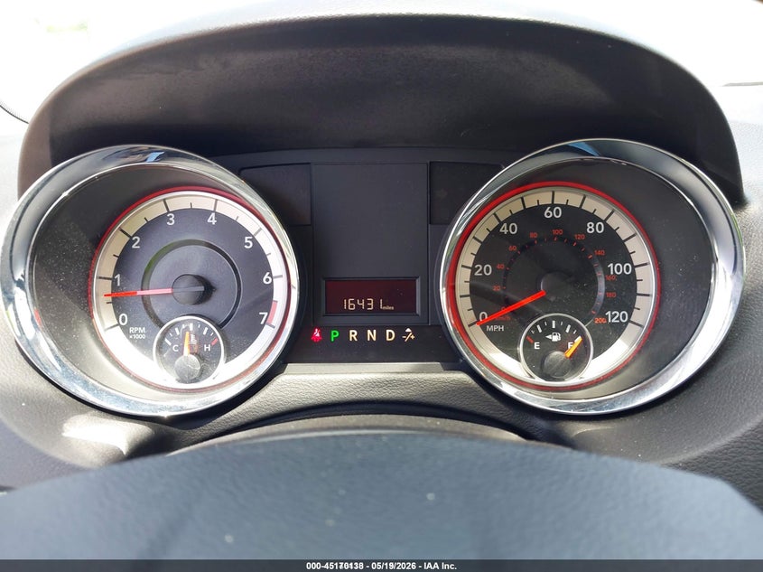 2018 Dodge Caravan VIN 2C4RDGBG1JR296670 IAAI salvage auction — NORMAL WEAR, Sf97 (Texas), sold $17,275 on 2026-07-07 (photo 7)