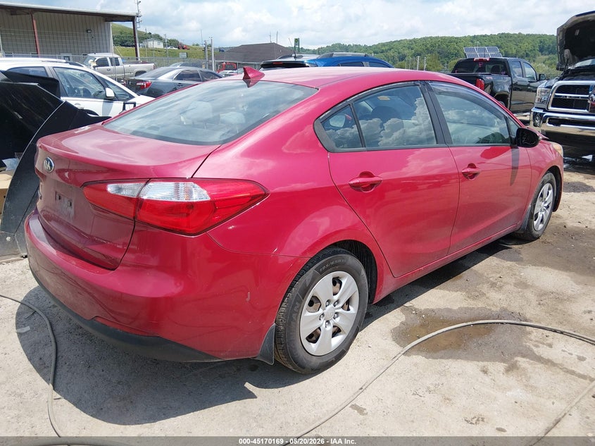 2016 Kia Forte VIN KNAFX4A67G5536759 IAAI salvage auction — FRONT END, Salvage (West Virginia), sold $300 on 2026-07-09 (photo 4)