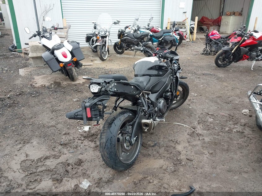 2024 Suzuki Gsx VIN JS1EK12B6R7100557 IAAI salvage auction — ALL OVER, Salvage (Ohio), sold $2,450 on 2026-07-08 (photo 4)