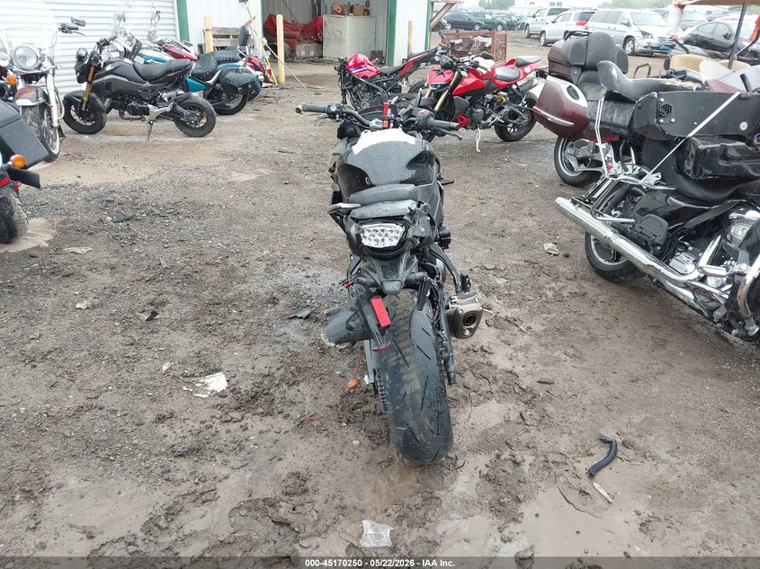 2024 Suzuki Gsx VIN JS1EK12B6R7100557 IAAI salvage auction — ALL OVER, Salvage (Ohio), sold $2,450 on 2026-07-08 (photo 6)