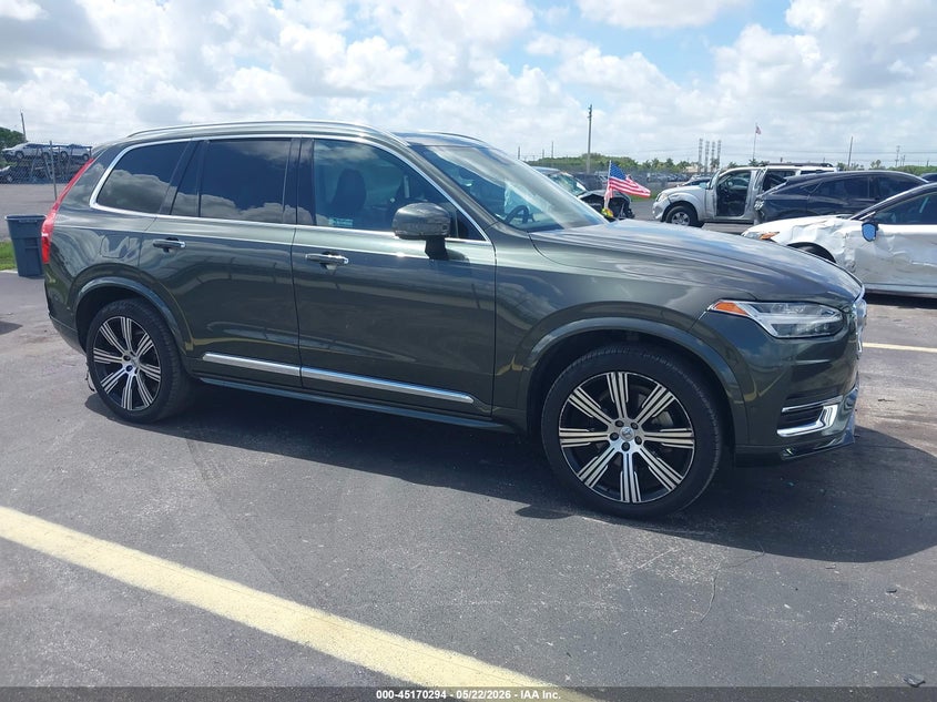 2022 Volvo Xc90 VIN YV4A22PL2N1823330 IAAI salvage auction — SIDE, Salvage Title, sold $14,400 on 2026-08-16 (photo 1)