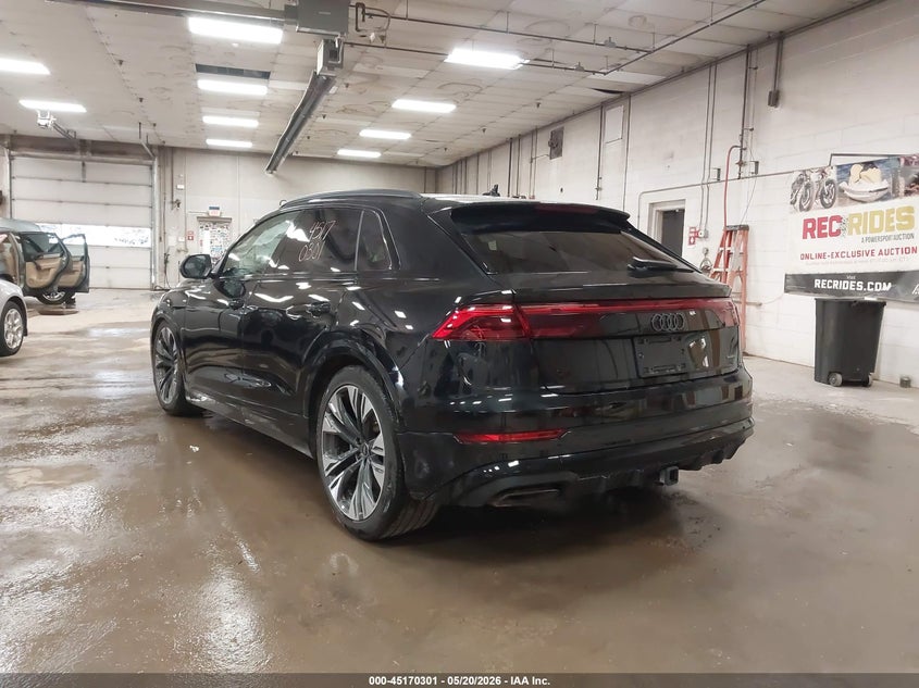 2026 Audi Q8 VIN WA1EVBF17TD011555 IAAI salvage auction — RIGHT SIDE, Salvage (Vermont), sold $38,900 on 2026-07-06 (photo 3)