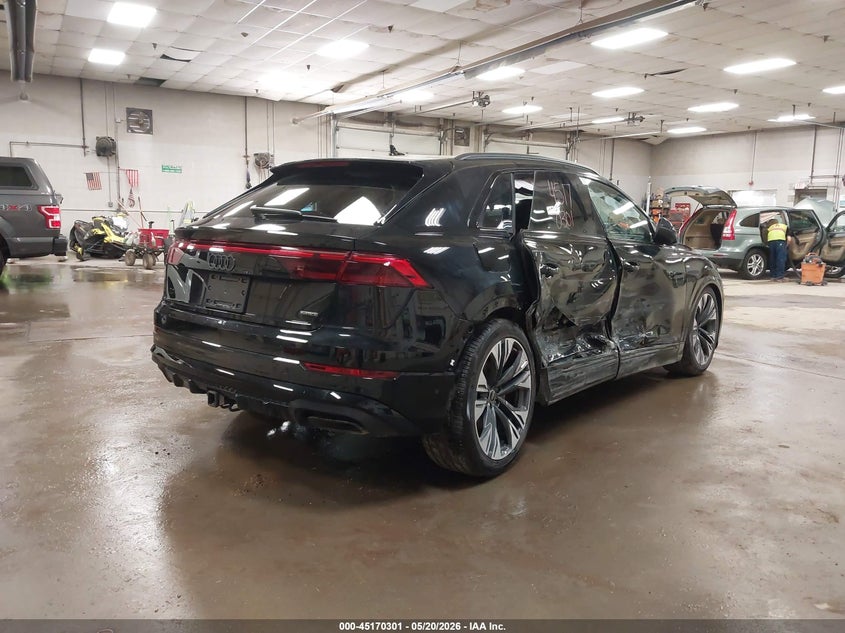 2026 Audi Q8 VIN WA1EVBF17TD011555 IAAI salvage auction — RIGHT SIDE, Salvage (Vermont), sold $38,900 on 2026-07-06 (photo 4)