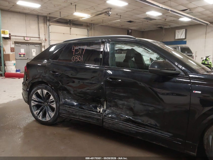 2026 Audi Q8 VIN WA1EVBF17TD011555 IAAI salvage auction — RIGHT SIDE, Salvage (Vermont), sold $38,900 on 2026-07-06 (photo 6)