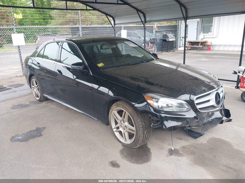 2014 Mercedes-benz E-klasse VIN WDDHF8JBXEA895309 IAAI salvage auction — LEFT FRONT, Salvage (Connecticut), sold $2,150 on 2026-07-09 (photo 1)