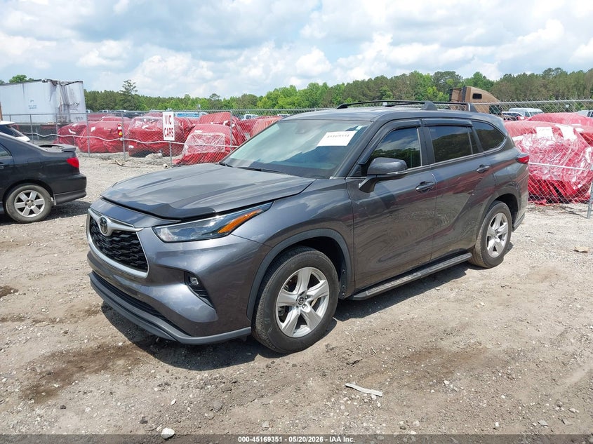 2023 Toyota Highlander VIN 5TDKDRAH7PS047202 IAAI salvage auction — RIGHT SIDE, Salvage (Georgia), sold $13,750 on 2026-07-31 (photo 2)