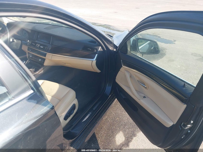 2016 BMW 5er VIN WBA5A7C54GG152056 IAAI salvage auction — NORMAL WEAR, Clear (Virginia), sold $425 on 2026-07-22 (photo 5)