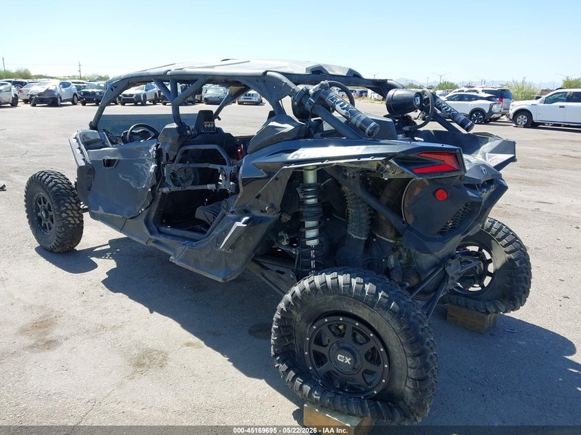 2019 Can-am/ brp Maverick VIN 3JBVNAW45KK002154 IAAI salvage auction — SIDE, Salvage (Arizona), sold $9,600 on 2026-07-09 (photo 3)