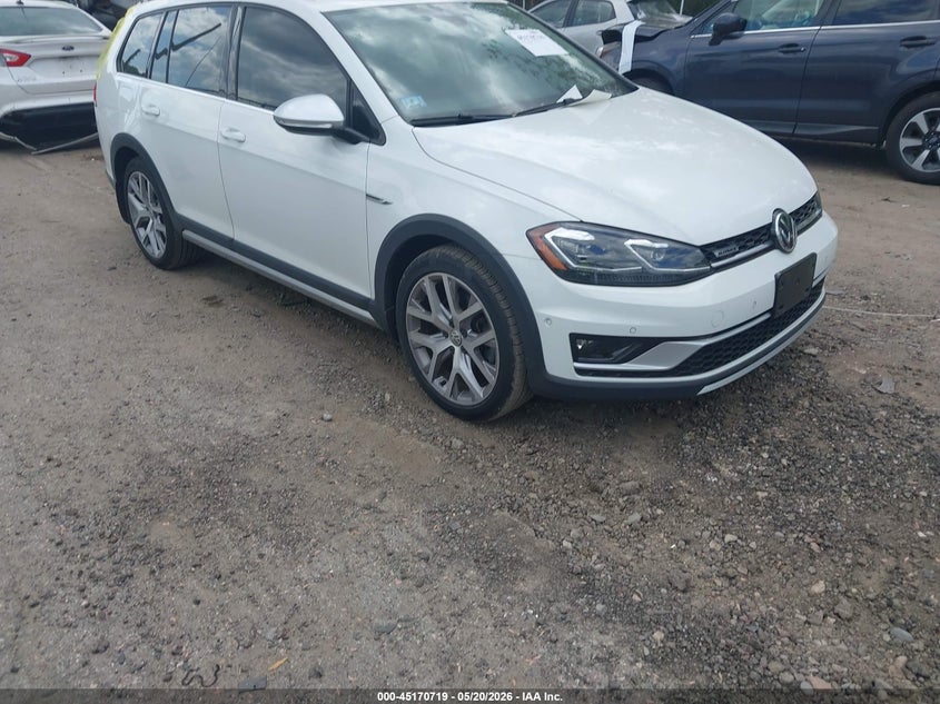 2019 Volkswagen Golf VIN 3VWH17AU9KM520561 — IAAI salvage auction photo