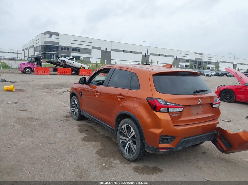 2023 Mitsubishi Outlander VIN JA4ARUAU9PU015502 IAAI salvage auction — REAR END, Salvage (Texas), sold $4,200 on 2026-07-21 (photo 3)