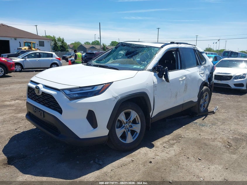 2024 Toyota Rav 4 VIN 2T3P1RFV7RC399597 IAAI salvage auction — FRONT END, Mv-907A (New York), sold $6,900 on 2026-07-18 (photo 2)
