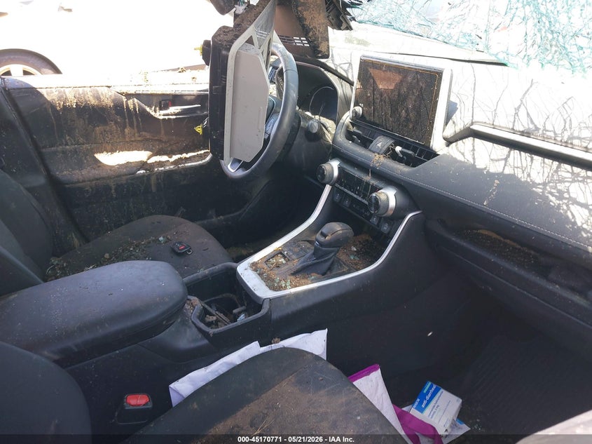 2024 Toyota Rav 4 VIN 2T3P1RFV7RC399597 IAAI salvage auction — FRONT END, Mv-907A (New York), sold $6,900 on 2026-07-18 (photo 5)