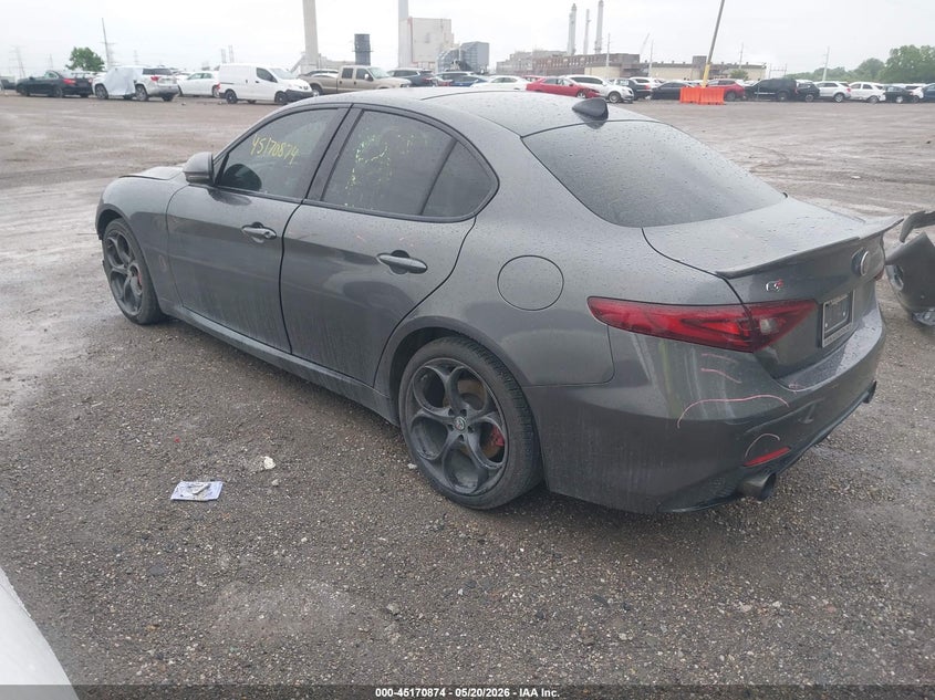 2018 Alfa romeo Giulia VIN ZARFAEEN7J7572285 IAAI salvage auction — FRONT END, Clear (Indiana), sold $2,450 on 2026-07-15 (photo 3)
