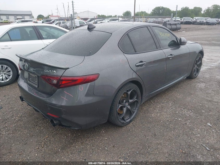 2018 Alfa romeo Giulia VIN ZARFAEEN7J7572285 IAAI salvage auction — FRONT END, Clear (Indiana), sold $2,450 on 2026-07-15 (photo 4)