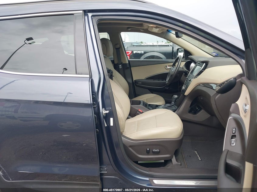 2017 Hyundai Santa fe VIN 5XYZU3LB5HG457631 IAAI salvage auction — FRONT END, Original (Texas), sold $3,900 on 2026-07-18 (photo 5)