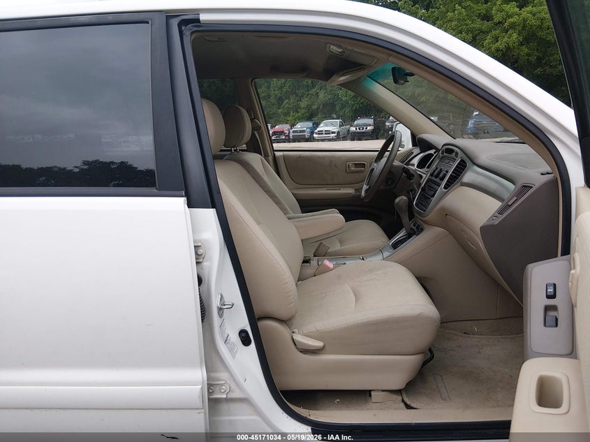 2005 Toyota Highlander VIN JTEHD21A550037493 IAAI salvage auction — NORMAL WEAR, Clear (Missouri), sold $1,400 on 2026-07-08 (photo 5)