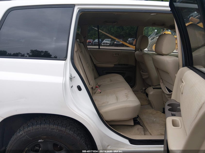 2005 Toyota Highlander VIN JTEHD21A550037493 IAAI salvage auction — NORMAL WEAR, Clear (Missouri), sold $1,400 on 2026-07-08 (photo 8)