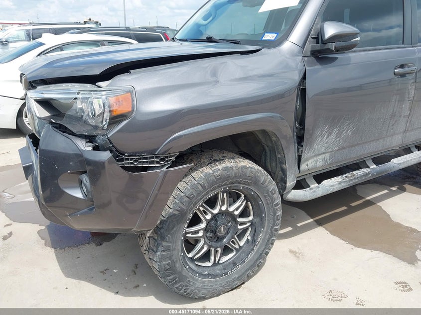 2022 Toyota 4runner VIN JTENU5JR7N6018905 IAAI salvage auction — LEFT FRONT, Original (Texas), sold $19,200 on 2026-07-28 (photo 6)
