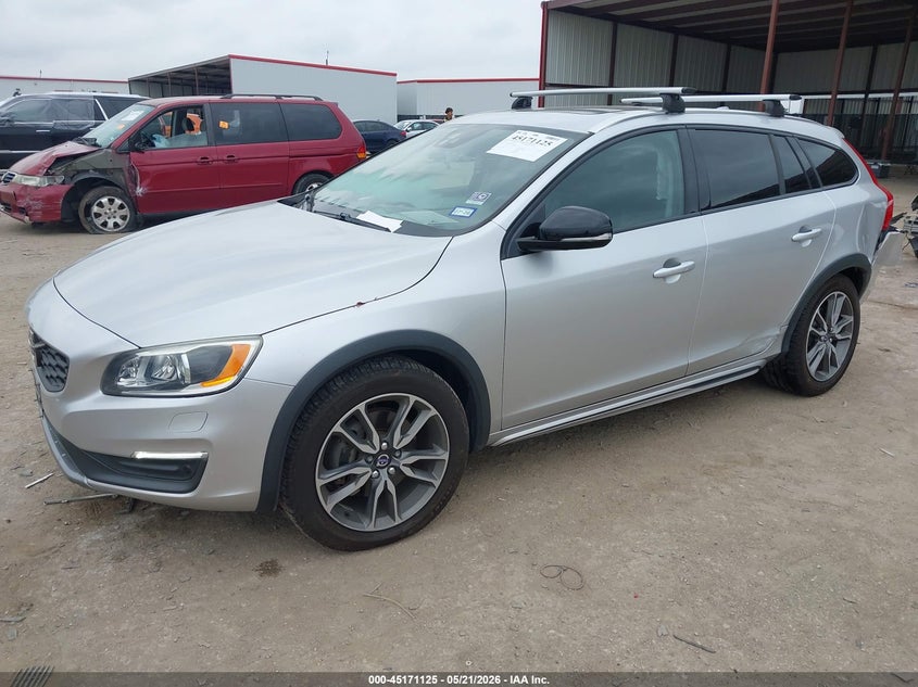 2016 Volvo V60 cross country VIN YV4612HM1G1007700 IAAI salvage auction — REAR END, Original (Texas), sold $2,900 on 2026-07-14 (photo 2)