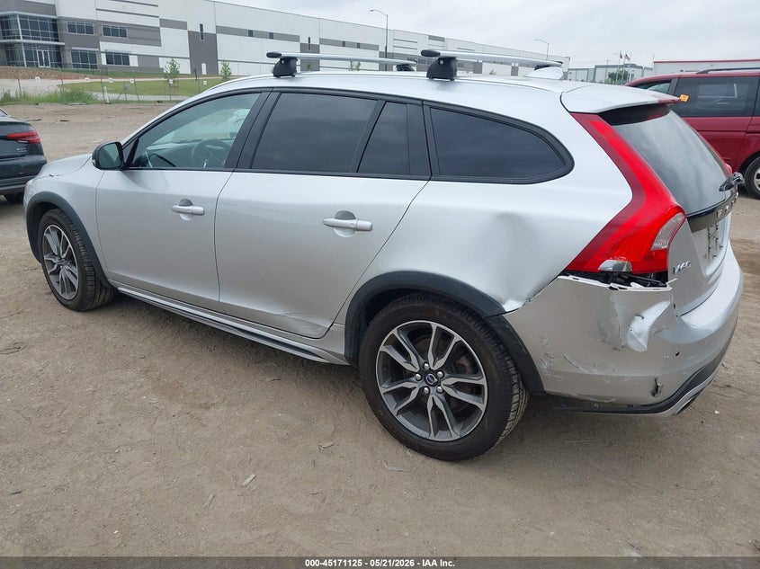 2016 Volvo V60 cross country VIN YV4612HM1G1007700 IAAI salvage auction — REAR END, Original (Texas), sold $2,900 on 2026-07-14 (photo 3)