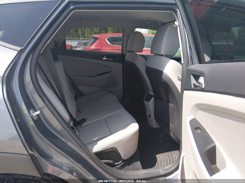 2021 Hyundai Tucson VIN KM8J33AL0MU409115 IAAI salvage auction — HAIL, Salvage Title, sold $25 on 2026-07-31 (photo 8)