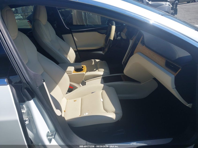 2020 Tesla Model s VIN 5YJSA1E25LF390461 IAAI salvage auction — FRONT END, Salvage (California), sold $10,000 on 2026-07-16 (photo 5)