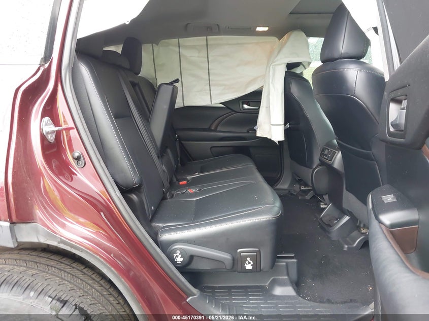 2015 Toyota Highlander VIN 5TDKKRFH8FS078682 IAAI salvage auction — LEFT FRONT, Salvage Title, sold $75 on 2026-07-22 (photo 8)