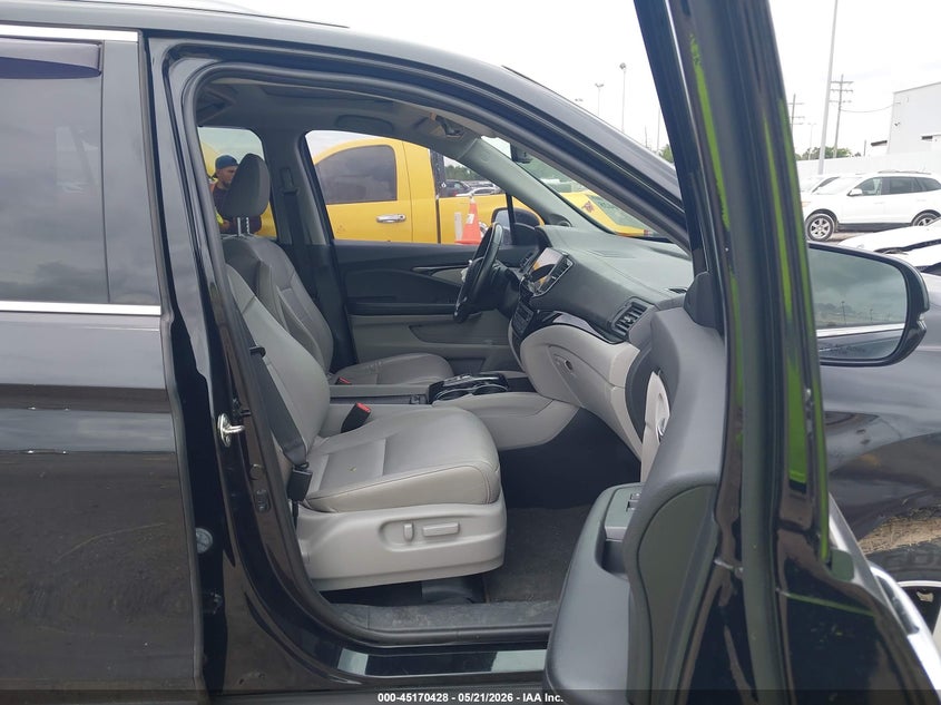 2019 Honda Pilot VIN 5FNYF6H92KB038986 IAAI salvage auction — FRONT END, Original (Texas), sold $7,325 on 2026-07-30 (photo 5)