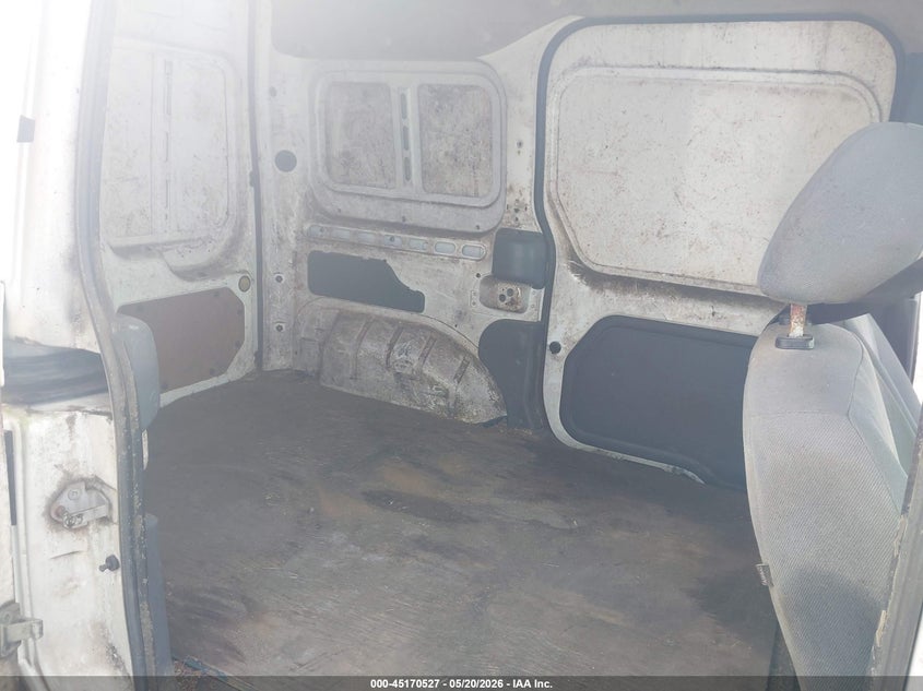 2012 Ford Transit VIN NM0LS7AN4CT076301 IAAI salvage auction — NORMAL WEAR, Clear (Louisiana), sold $25 on 2026-07-27 (photo 8)