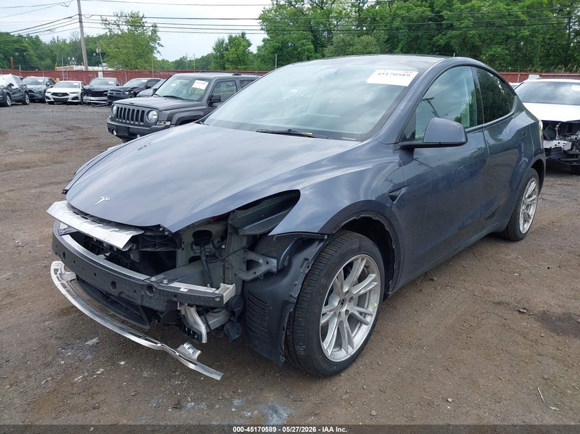 2023 Tesla Model y VIN 7SAYGDEE3PA179835 IAAI salvage auction — FRONT END, Salvage Title, sold $12,400 on 2026-07-18 (photo 6)