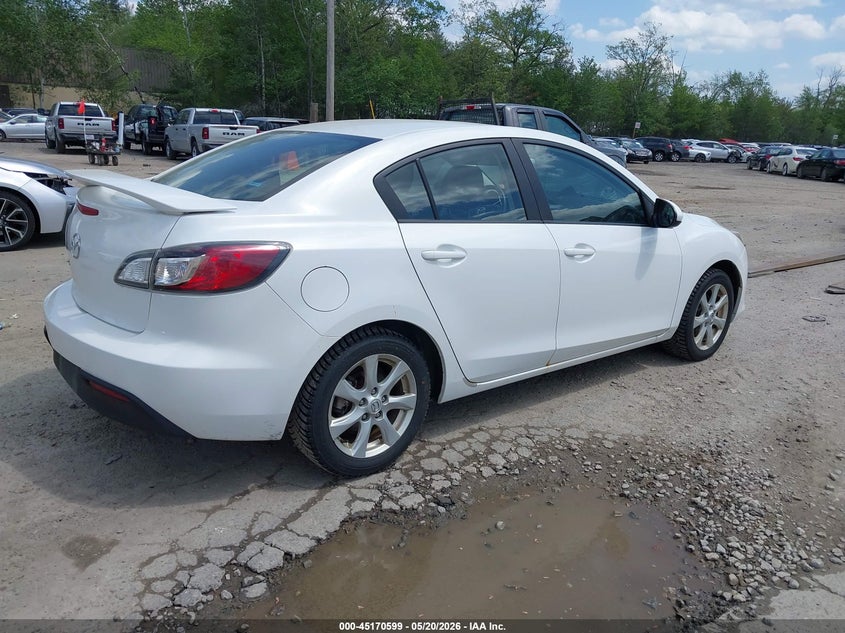 2010 Mazda 3 VIN JM1BL1SG7A1184686 IAAI salvage auction — NORMAL WEAR, Original (Rhode Island), sold $725 on 2026-07-15 (photo 4)