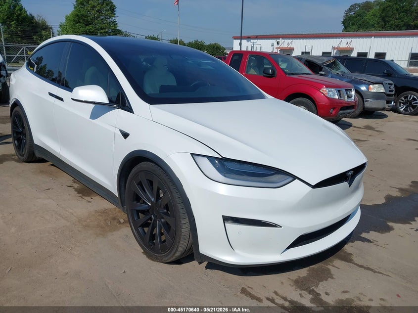 2022 Tesla Model x VIN 7SAXCBE57NF361677 IAAI salvage auction — REAR END, Salvage (South Carolina), sold $23,200 on 2026-07-29 (photo 1)