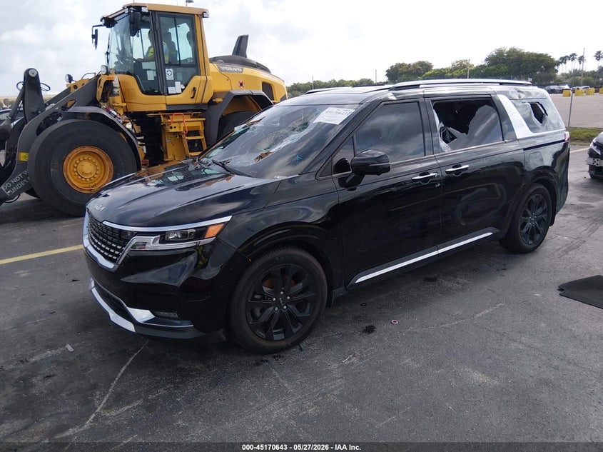 2022 Kia Carnival VIN KNDNE5H30N6079662 IAAI salvage auction — LEFT SIDE, Salvage Title, sold $9,550 on 2026-07-23 (photo 2)