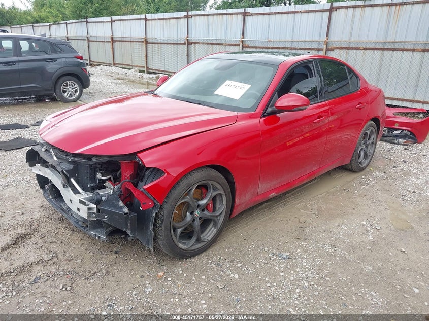 2017 Alfa romeo Giulia VIN ZARFAEEN5H7531163 IAAI salvage auction — FRONT END, Salvage (Ohio), sold $5,900 on 2026-07-09 (photo 2)