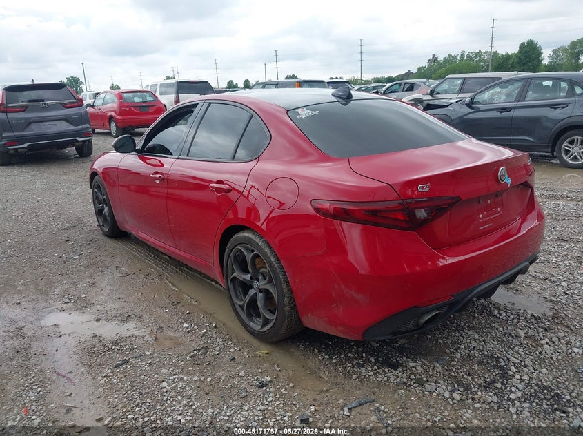 2017 Alfa romeo Giulia VIN ZARFAEEN5H7531163 IAAI salvage auction — FRONT END, Salvage (Ohio), sold $5,900 on 2026-07-09 (photo 3)