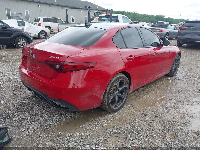 2017 Alfa romeo Giulia VIN ZARFAEEN5H7531163 IAAI salvage auction — FRONT END, Salvage (Ohio), sold $5,900 on 2026-07-09 (photo 4)