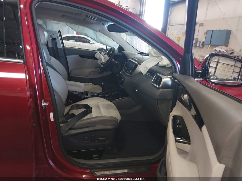 2019 Kia Sorento VIN 5XYPKDA53KG537999 IAAI salvage auction — FRONT END, Salvage (Idaho), sold $1,750 on 2026-07-24 (photo 5)