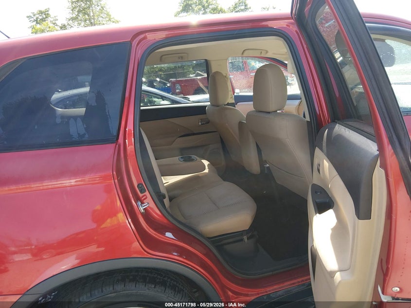 2016 Mitsubishi Outlander VIN JA4AZ3A3XGZ020583 IAAI salvage auction — FRONT END, Salvage Title, sold $1,675 on 2026-07-29 (photo 8)
