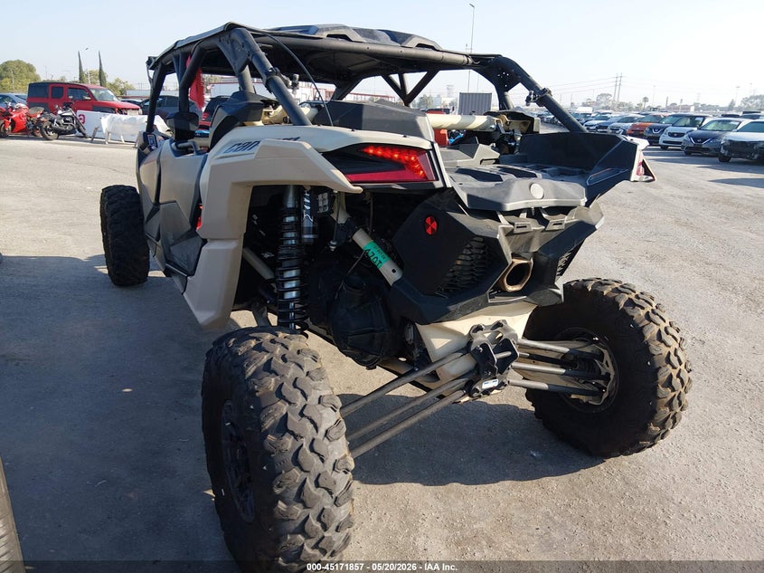 2023 Can-am/ brp Maverick VIN 3JBVNAV2XPE000096 IAAI salvage auction — FRONT END, Salvage Title, sold $11,200 on 2026-08-20 (photo 3)
