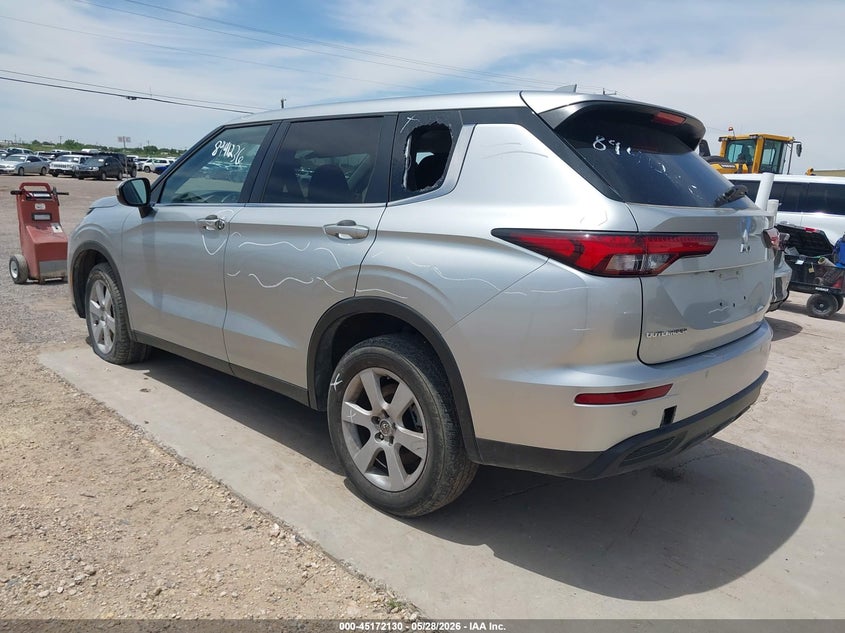 2024 Mitsubishi Outlander VIN JA4J3UA87RZ087230 IAAI salvage auction — ALL OVER, Salvage Title, sold $3,150 on 2026-07-23 (photo 3)