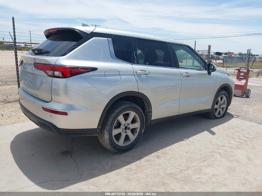 2024 Mitsubishi Outlander VIN JA4J3UA87RZ087230 IAAI salvage auction — ALL OVER, Salvage Title, sold $3,150 on 2026-07-23 (photo 4)