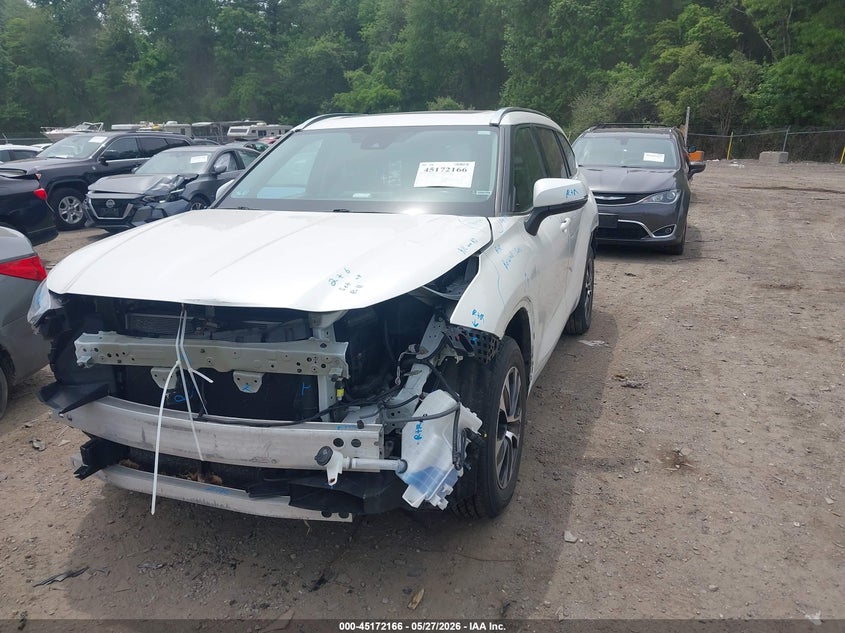 2021 Toyota Highlander VIN 5TDGZRBH0MS534050 IAAI salvage auction — FRONT END, Salvage Title, sold $9,100 on 2026-07-21 (photo 2)