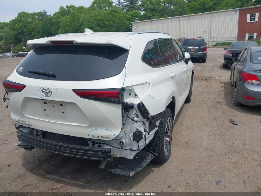 2021 Toyota Highlander VIN 5TDGZRBH0MS534050 IAAI salvage auction — FRONT END, Salvage Title, sold $9,100 on 2026-07-21 (photo 4)
