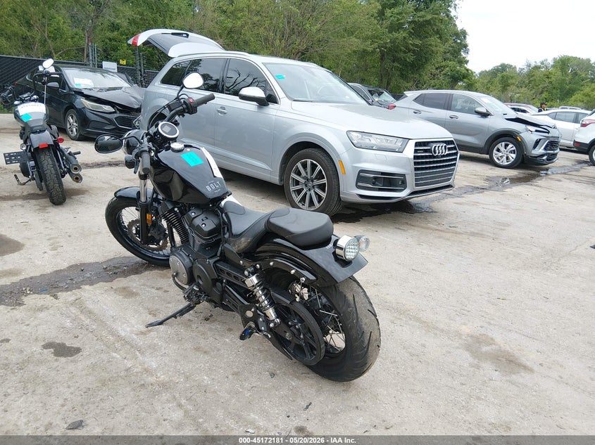 2019 Yamaha Xv VIN JYAVN05E4KA014648 IAAI salvage auction — LEFT & RIGHT, Salvage (Kansas), sold $1,325 on 2026-07-20 (photo 3)