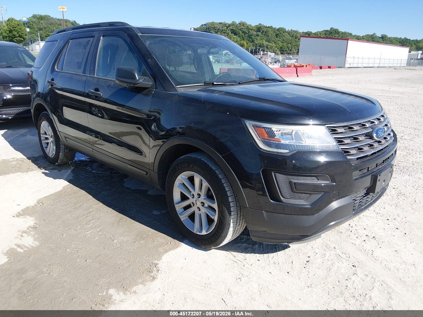 2017 Ford Explorer VIN 1FM5K8B86HGC63688 IAAI salvage auction — NORMAL WEAR, Sf97 (Washington), sold $12,825 on 2026-07-09 (photo 1)