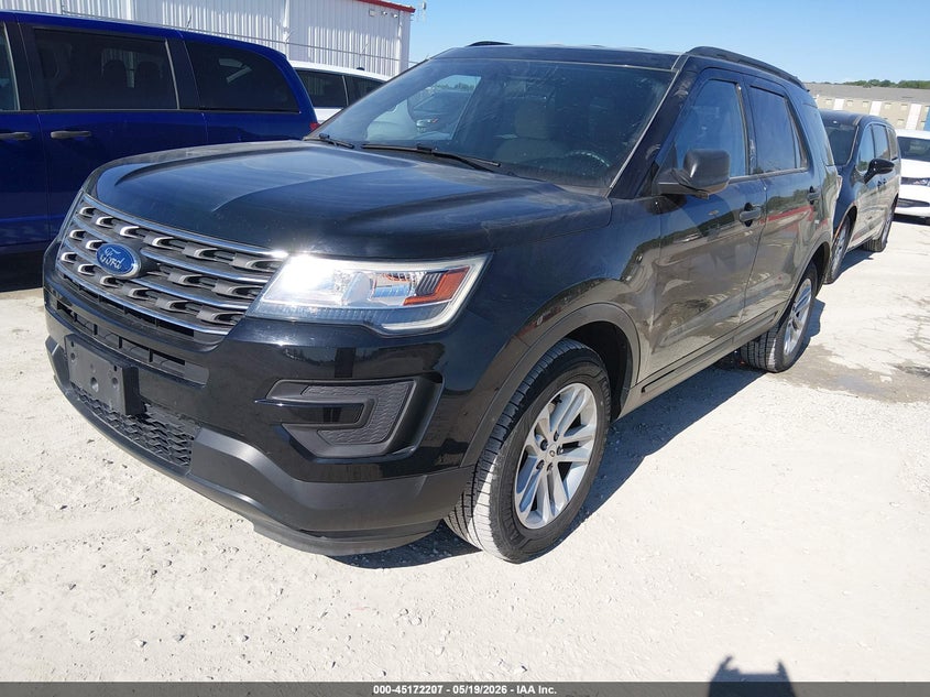 2017 Ford Explorer VIN 1FM5K8B86HGC63688 IAAI salvage auction — NORMAL WEAR, Sf97 (Washington), sold $12,825 on 2026-07-09 (photo 2)