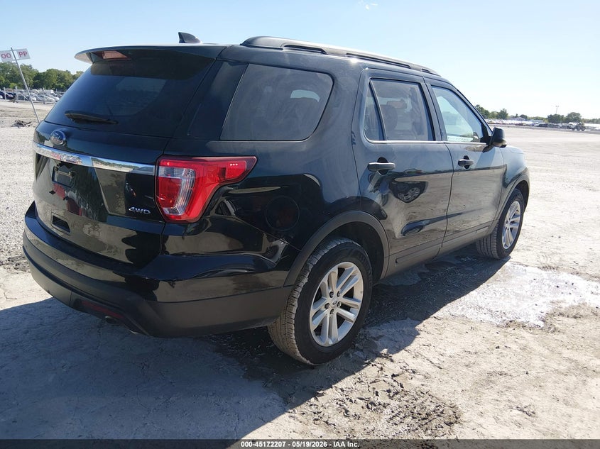 2017 Ford Explorer VIN 1FM5K8B86HGC63688 IAAI salvage auction — NORMAL WEAR, Sf97 (Washington), sold $12,825 on 2026-07-09 (photo 4)